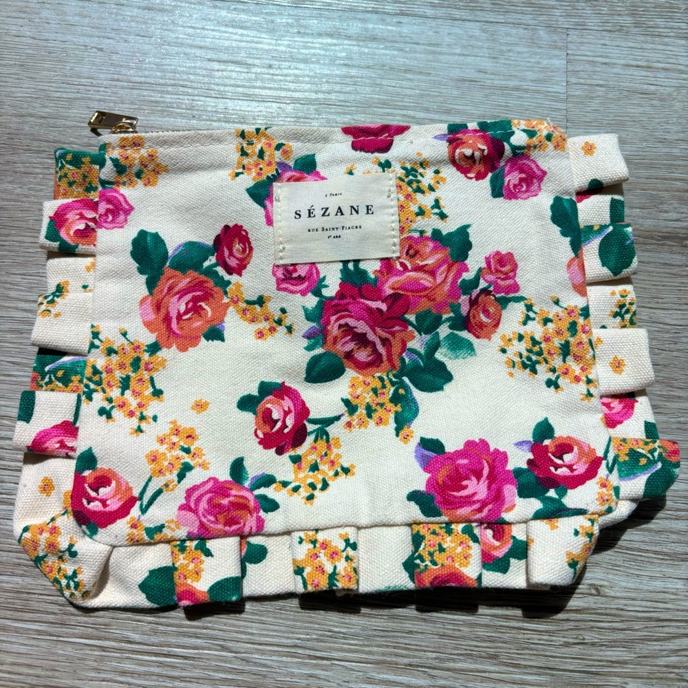 Sézane pouch